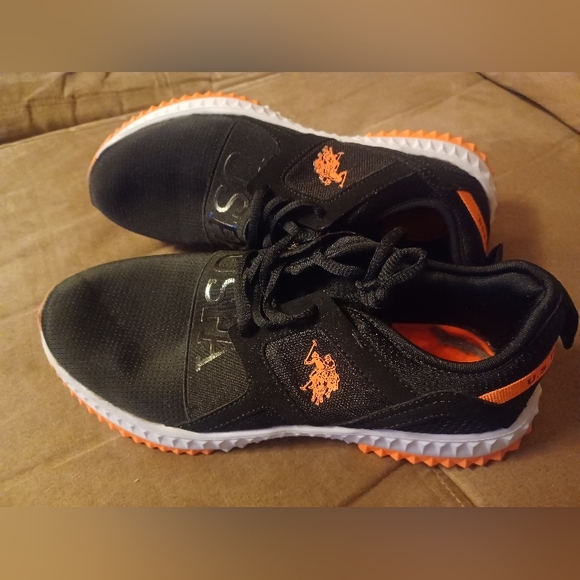 U.S. Polo Assn. Shoes - U.S. Polo Assn. Womens 8.5 Black & Orange Shoes.
